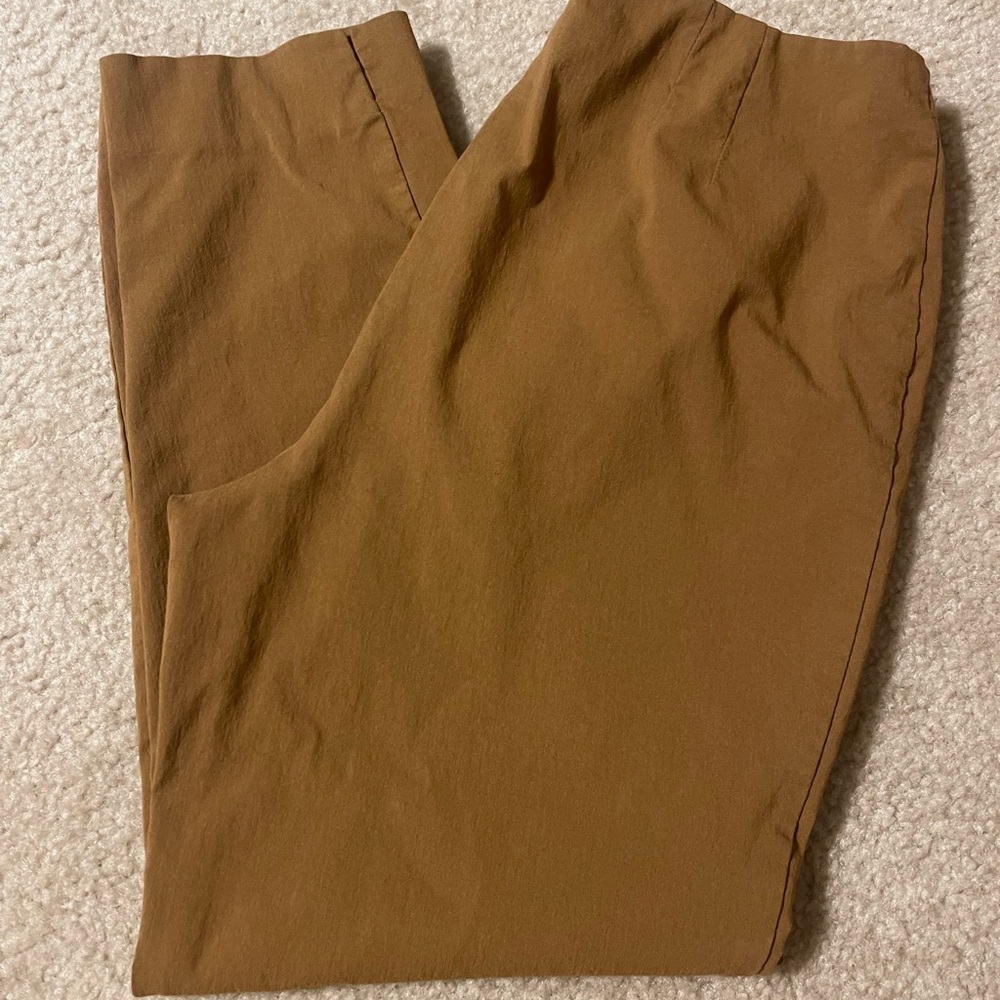Business casual women’s ankle pants
